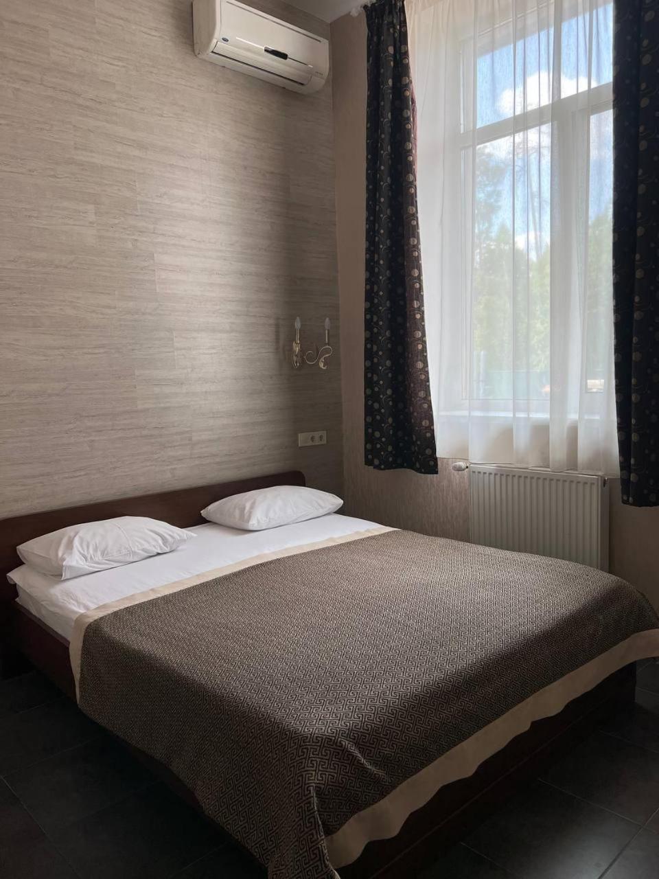 Borovik Hotel Novosilki Exterior photo