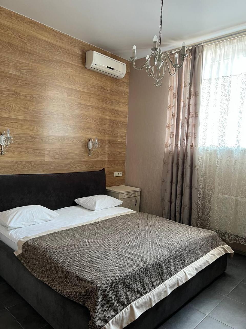Borovik Hotel Novosilki Exterior photo